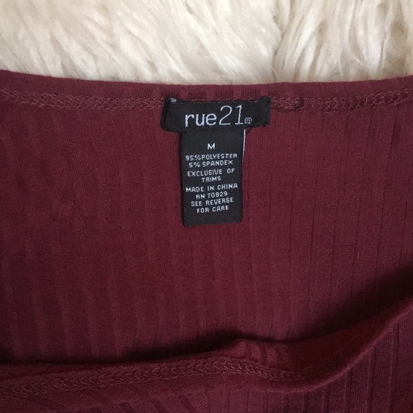 Top - Picture 2 of 2